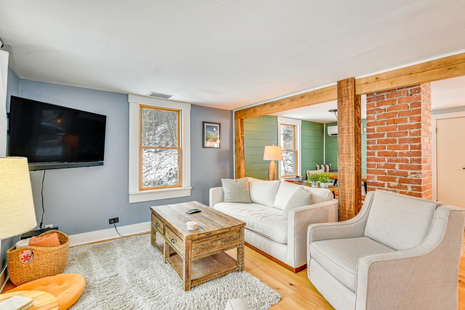 Ski, Hike & Bike: Family-Friendly Belvidere Escape House in Vermont