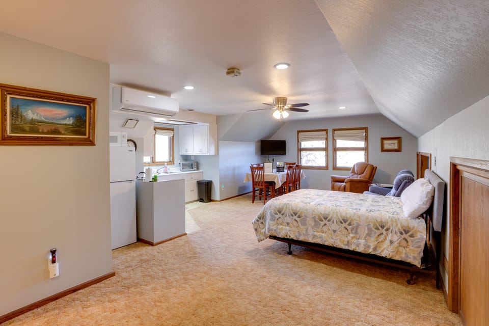 Mtn View: Cozy Couple's Retreat in Bayfield! Apartment in La Plata County