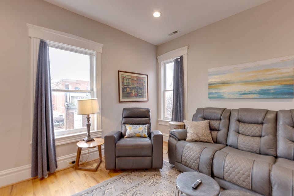 Walkable Area: Spacious Apt in Dtwn St Louis Apartment in Saint Louis
