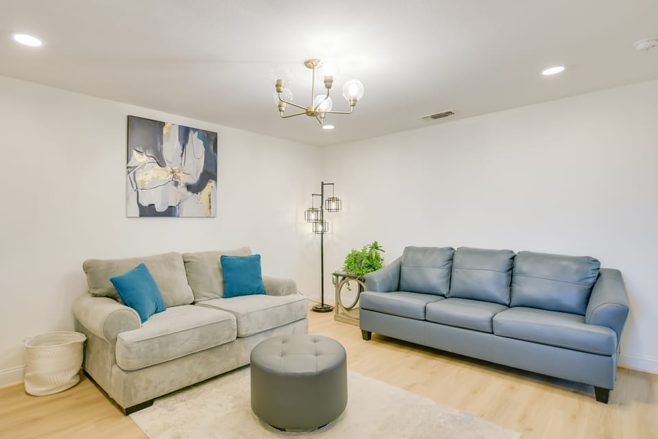 9 Mi to Downtown: Lubbock Home w/ Yard House in Texas