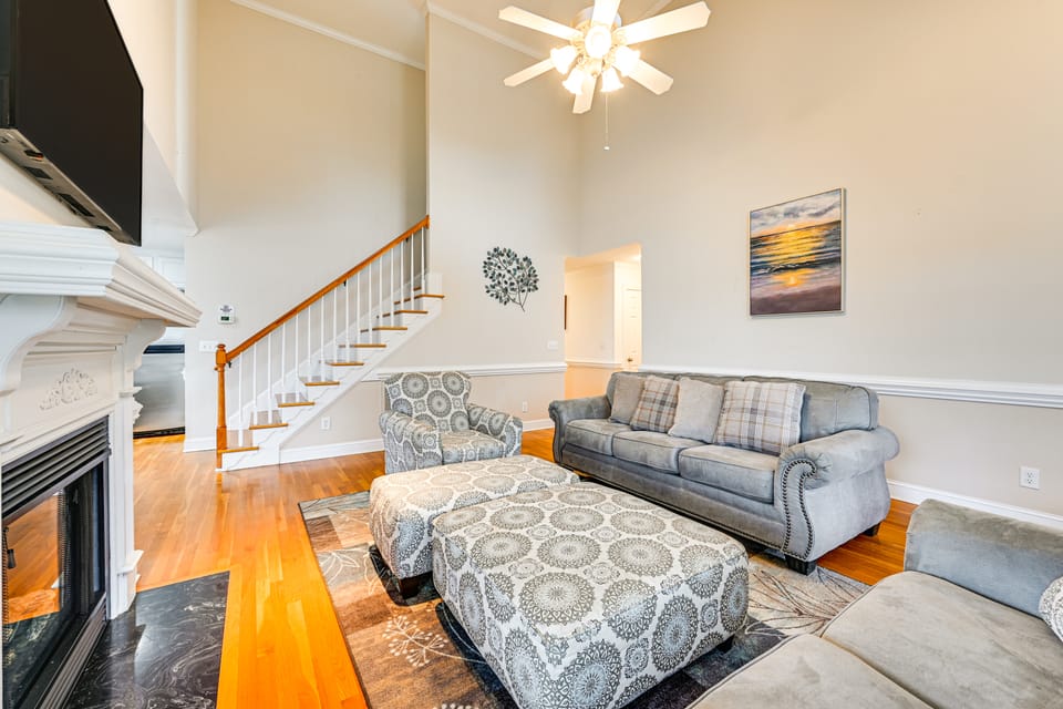 9 Mi to Dtwn: Greenville Home w/ Screened Patio! House in North Carolina
