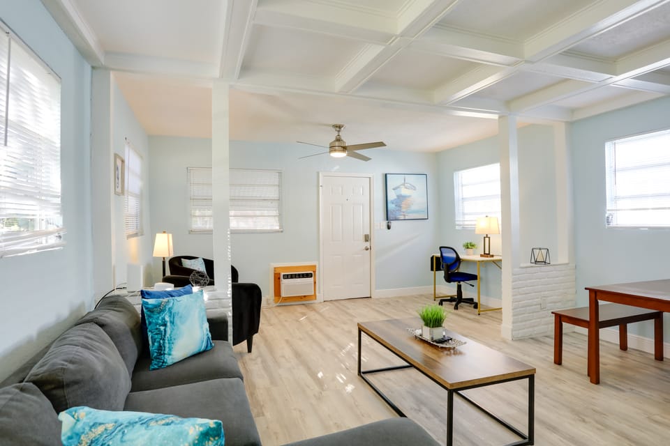 1 Mi to Ocean: Couple's Gem in Lake Worth Beach Apartment in Lake Worth