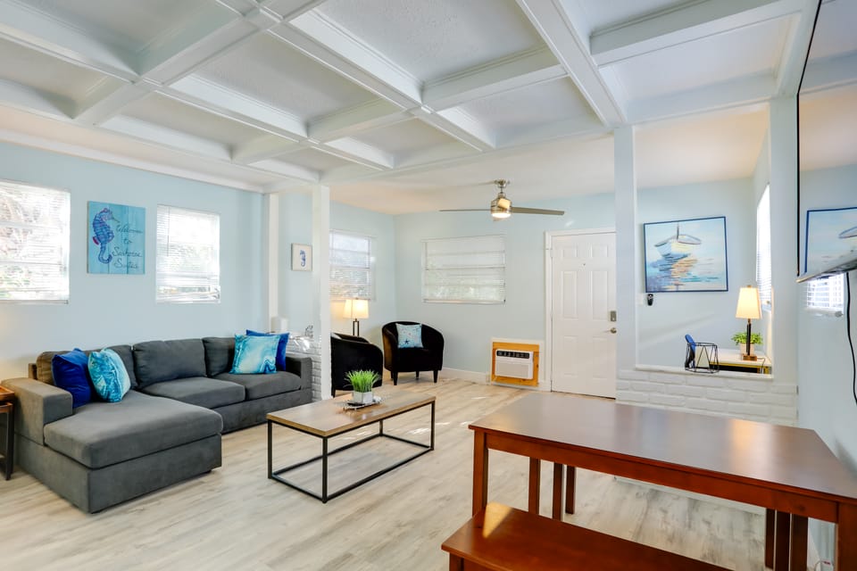 1 Mi to Ocean: Couple's Gem in Lake Worth Beach Apartment in Lake Worth