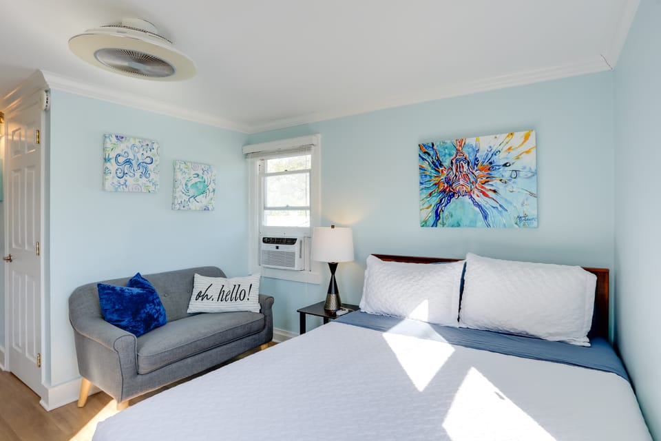No Pet Fee! Snowbird Haven in Lake Worth Beach! Apartment in Lake Worth