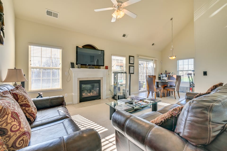 6 Mi to Charlotte Motor Speedway: Home w/ Fire Pit House in Concord