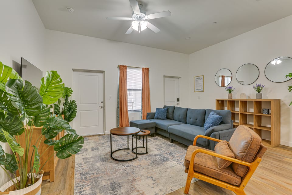 Walkable Downtown LaBelle Apt w/ Private Balcony! Apartment in Florida