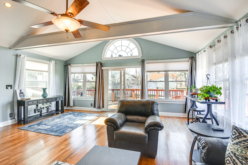 Waterfront Home w/ Deck & Yard in Hampton! House in Norfolk