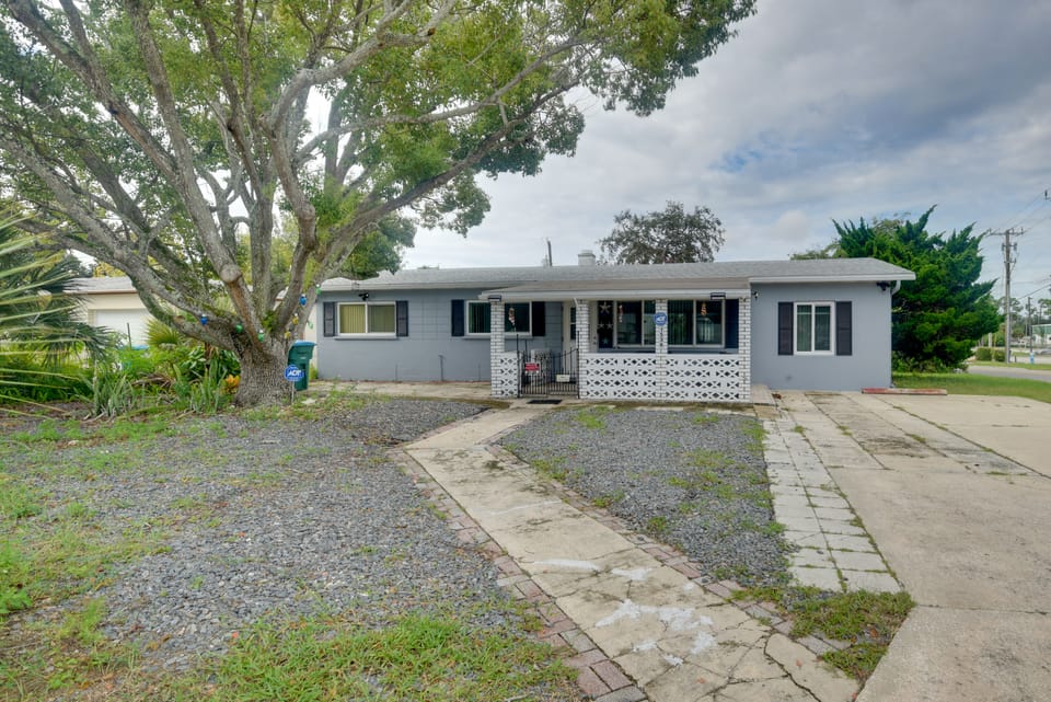 4 Mi to Shore: Family Home in Daytona Beach House in Holly Hill