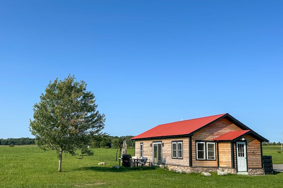 Ride From Your Door: Cabin w/ VAST Trail Access! House in Hardwick