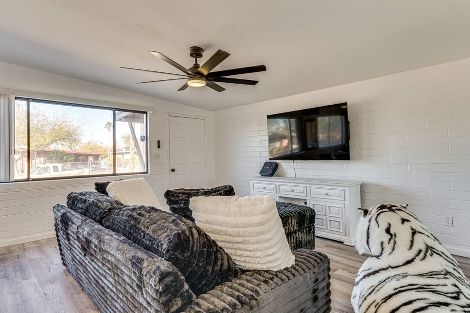 Home 2 Mi to Dtwn & U of A Campus! Bring Your Pets House in Tucson
