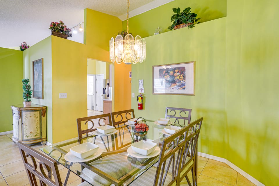 9 Mi to Walt Disney World: Family Home w/ Pool! House in Four Corners
