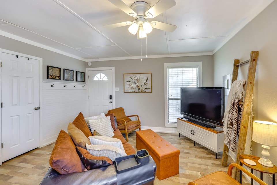 Pet-Friendly Studio w/ Yard & Fire Pit in Vilonia! Apartment in Arkansas