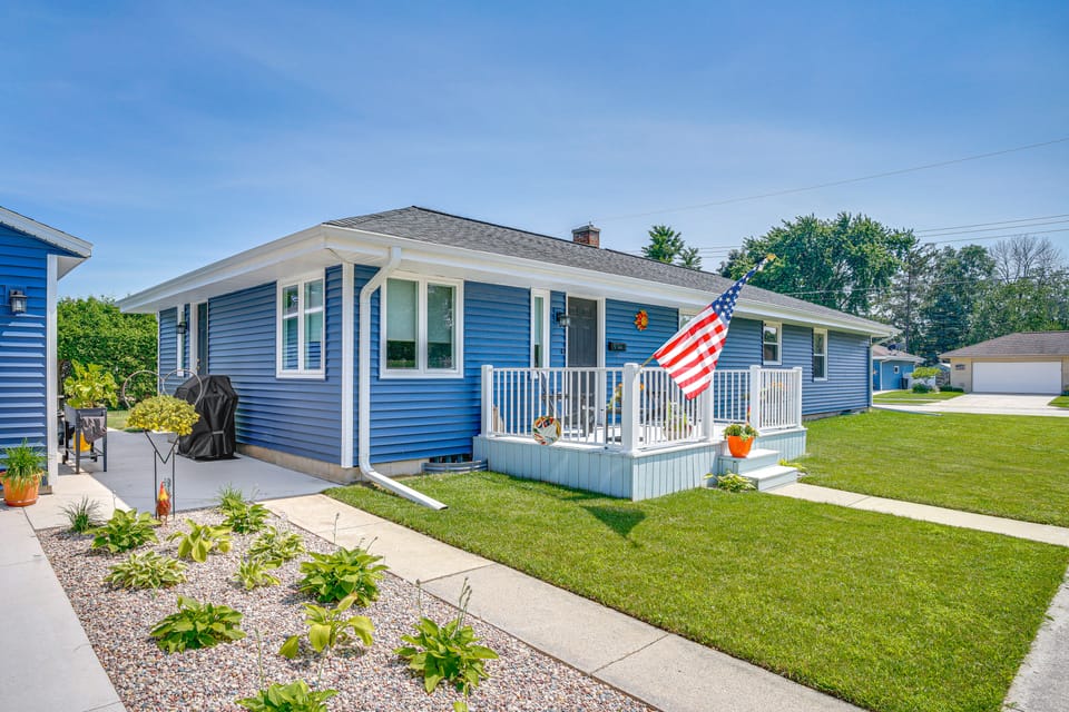 2 Mi to Lake Michigan: Family-Friendly Home House in Wisconsin