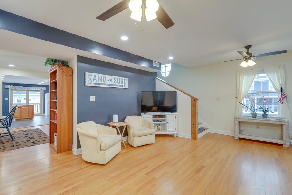 < 1/2 Mi to Boardwalk: Roomy Wildwood Retreat! House in Wildwood