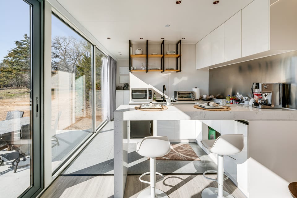 8 Mi to Lake Access: Futuristic Capsule Hideaway! Apartment in Texas