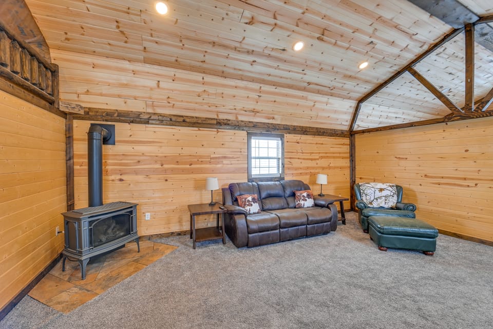 Near Hunting: Cozy Cabin w/ Deck in Grass Range! House in Montana