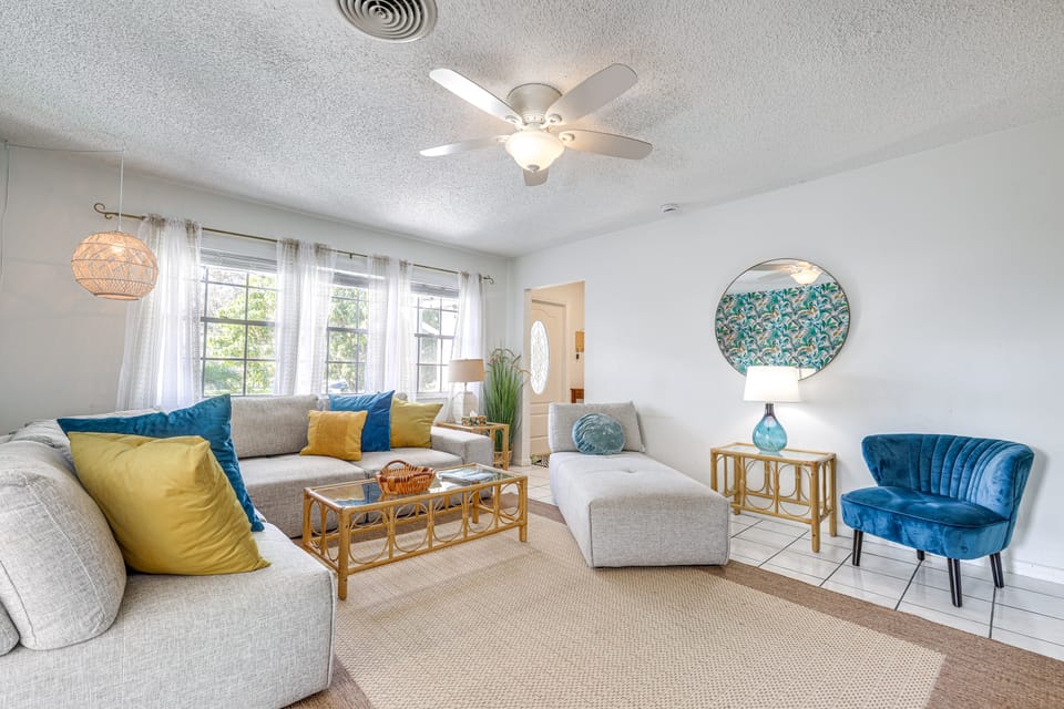 4 Mi to Jensen Beach Park: Family Home w/ Pool! House in Jensen Beach