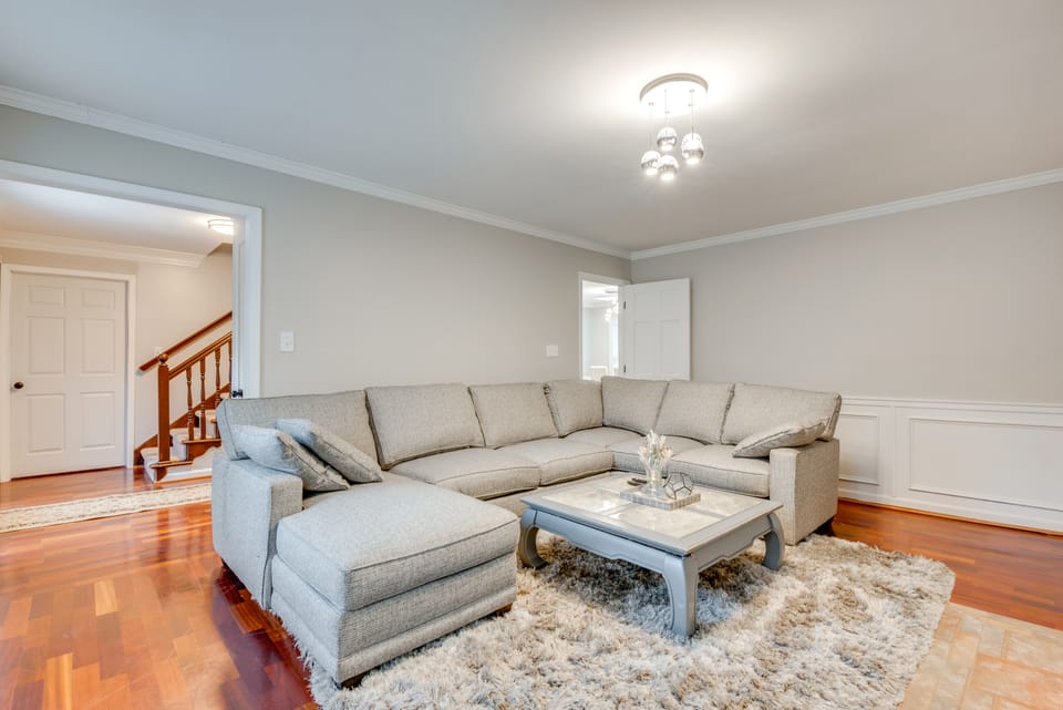 Spacious Home w/ Deck in Marietta! House in Marietta