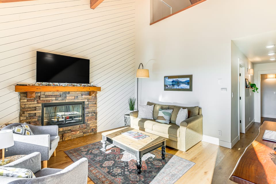 Hike, Ski & Golf: Bend Condo at Seventh Mtn Resort Apartment in Deschutes River Woods