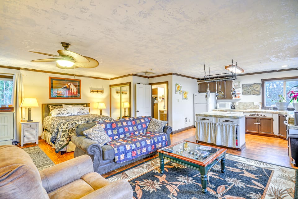 4 Mi to Sandy, Oregon: Studio w/ Mtn View Apartment in Clackamas County
