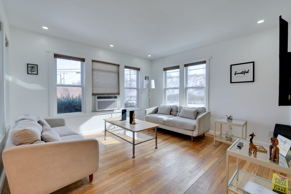 Walk to Roger Williams Park: Apt in Providence! Apartment in Providence