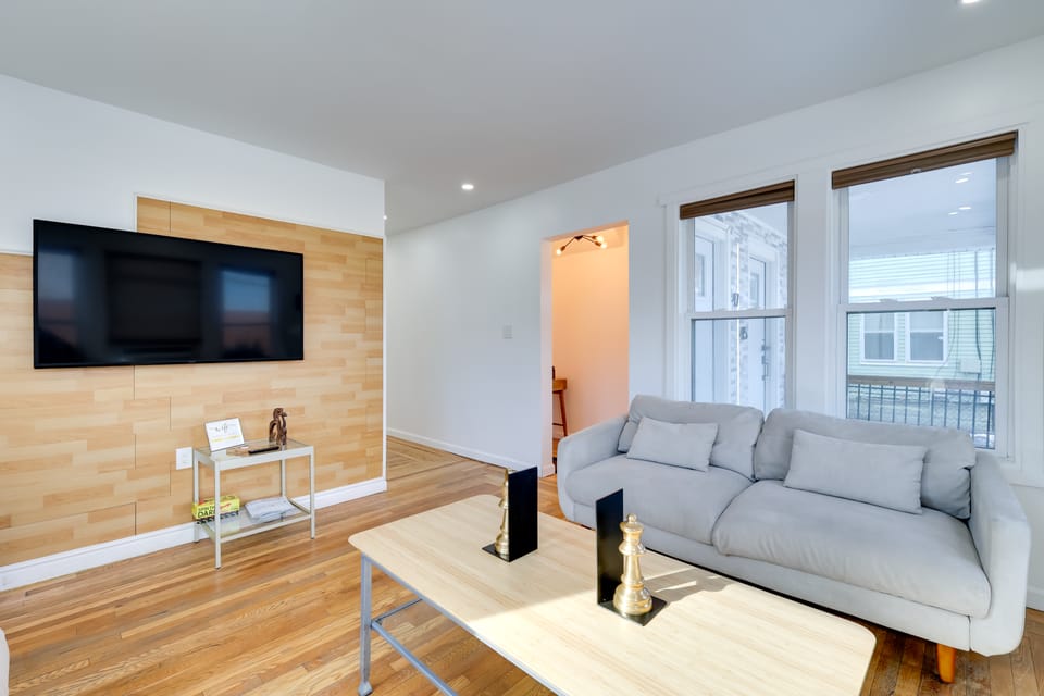 Walk to Roger Williams Park: Apt in Providence! Apartment in Providence