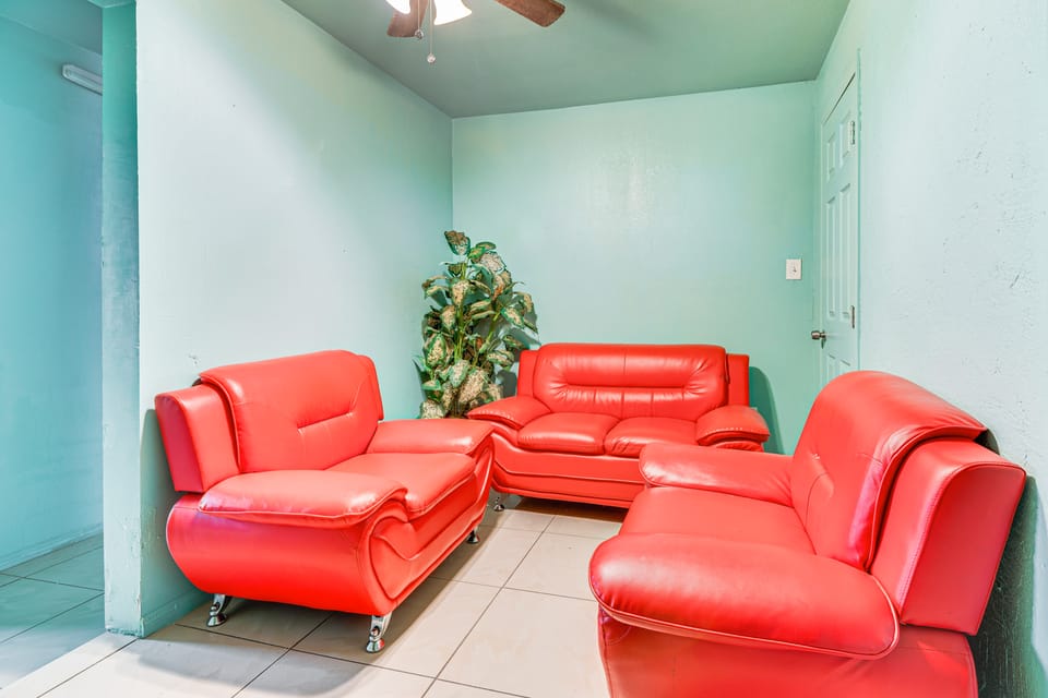 5 Mi to SoFi Stadium: Apt w/ Shared Patio! Apartment in Los Angeles