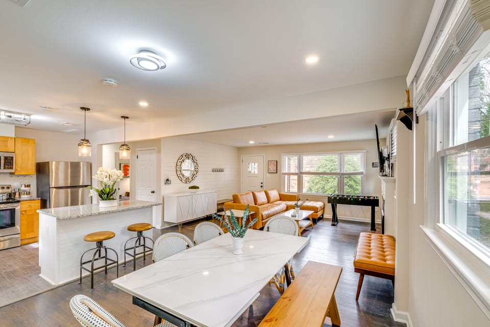 Modern Apt 11 Mi to DC: Pets Welcome! Apartment in District of Columbia