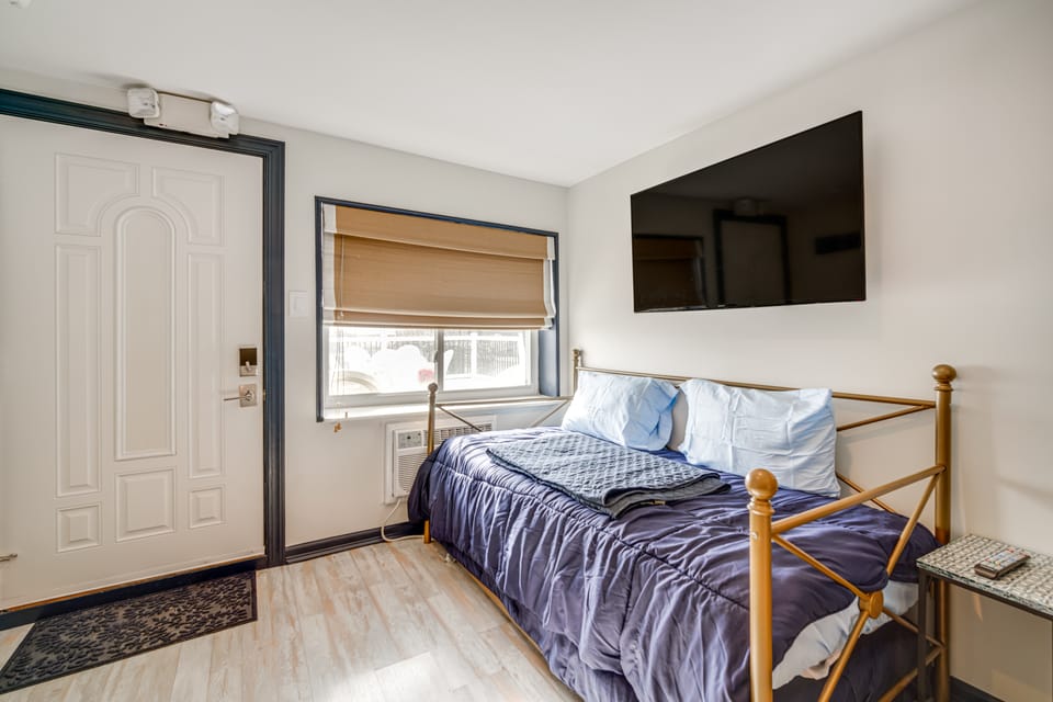 Half-Block to Beach & Conventions: Wildwood Studio Apartment in Wildwood