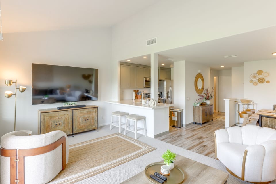 Steps to Indian Wells: Condo w/ Golf Course Views! Apartment in Indian Wells