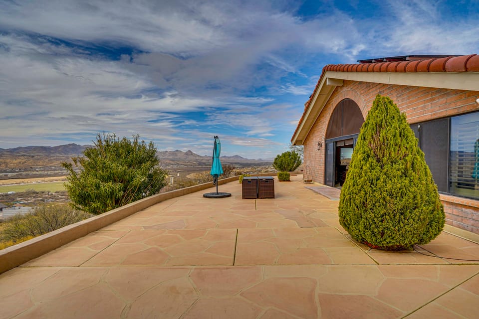 Views + Fire Pit: Hilltop Retreat in Rio Rico! House in Arizona