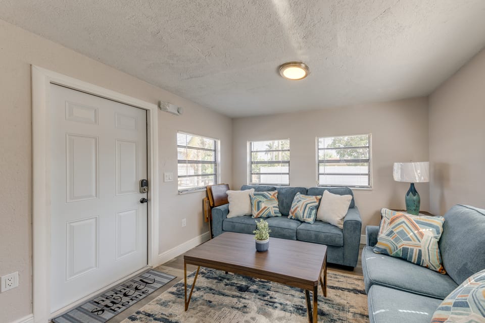 1 Mi to Ocean: Home w/ Yard in Boynton Beach! House in Boynton Beach