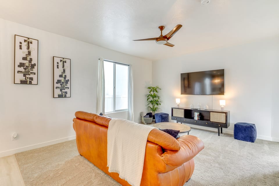 4 Mi to Zions Bank Stadium: Sleek Herriman Retreat House in Utah