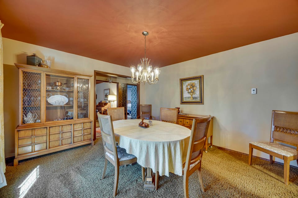 5 Mi to Castlewood Canyon: 'Grandma's House' House in Colorado