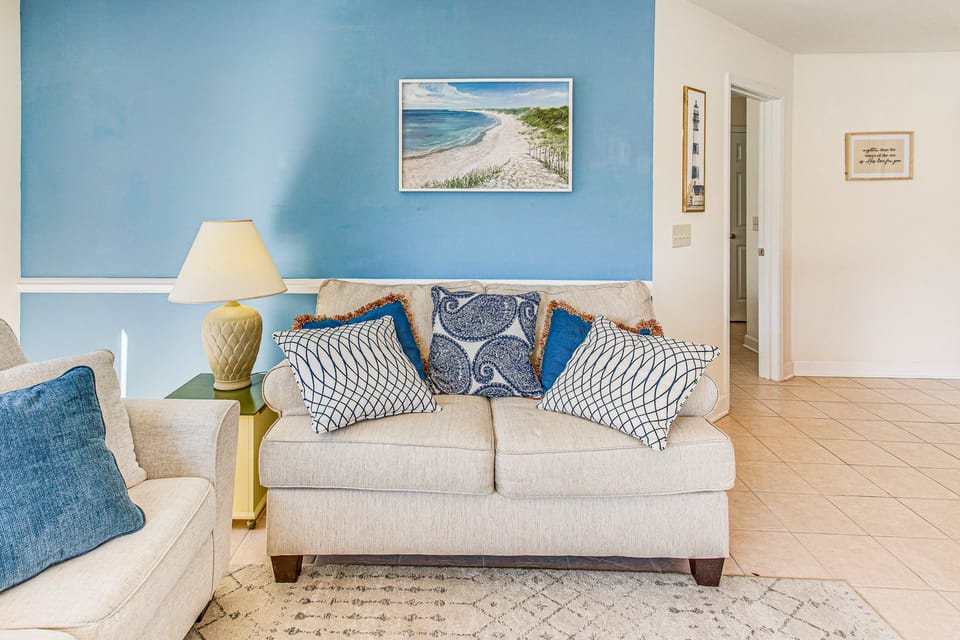 Dog-Friendly Condo w/ Resort Perks in Calabash! Apartment in South Carolina