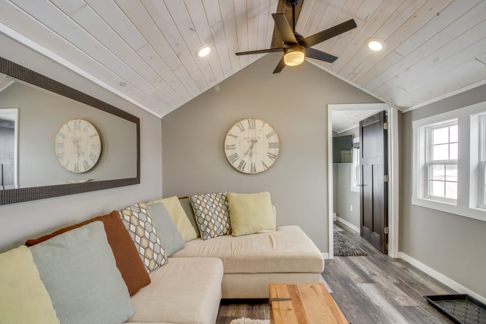 Pet-Friendly Cabin w/ Lake Access & Patio in Dent House in Minnesota