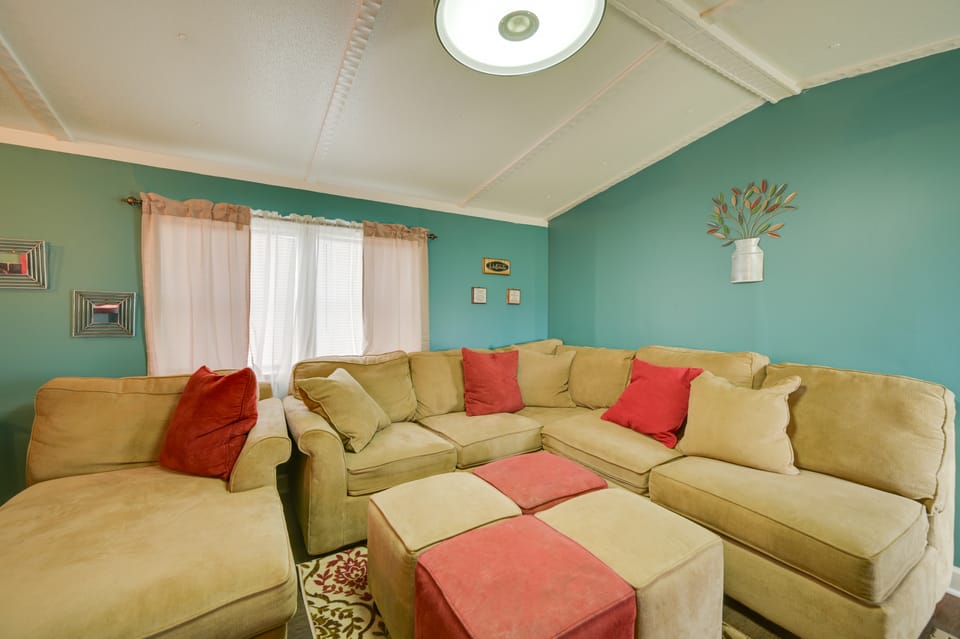 8 Mi to Dtwn Greenville: Pet-Friendly Family Home! House in North Carolina