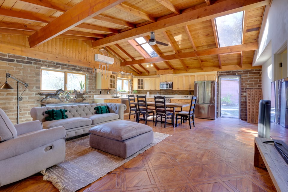 4 Mi to Lake Wohlford: Cabin in Escondido House in Southern California