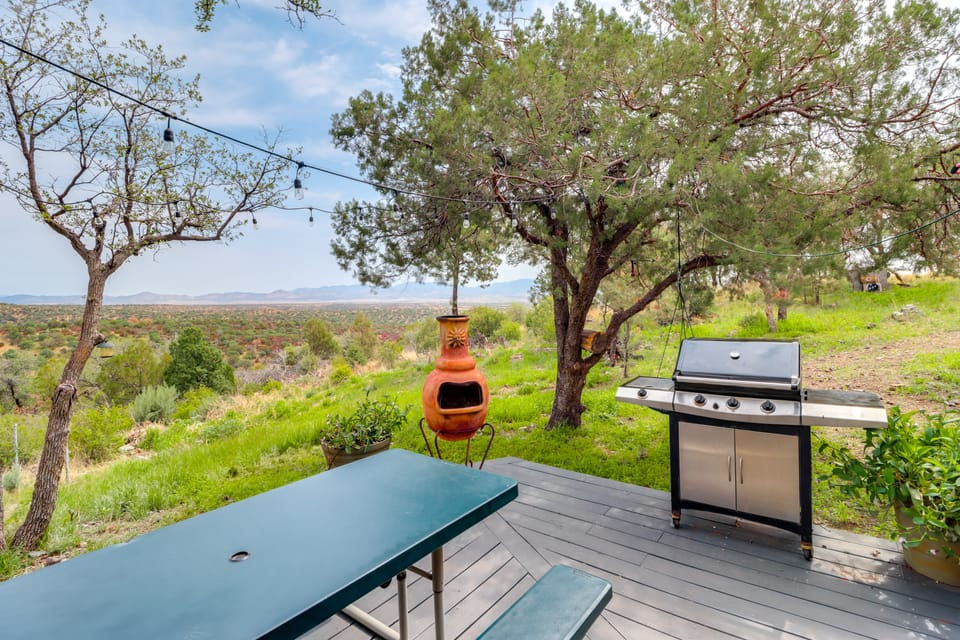 Mtn-View Gem on 20 Acres: Patagonia Cabin Hideaway House in Arizona