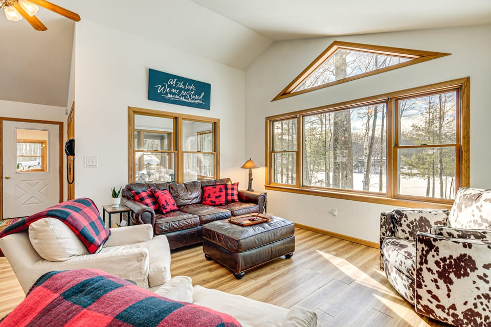 Lakefront Home w/ Private Beach in Rhinelander! House in Wisconsin
