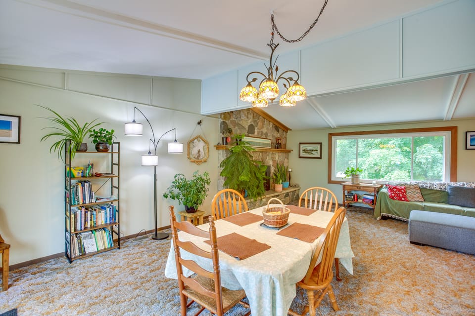 8 Mi to Crystal Mountain: Peaceful Up North Home House in Michigan