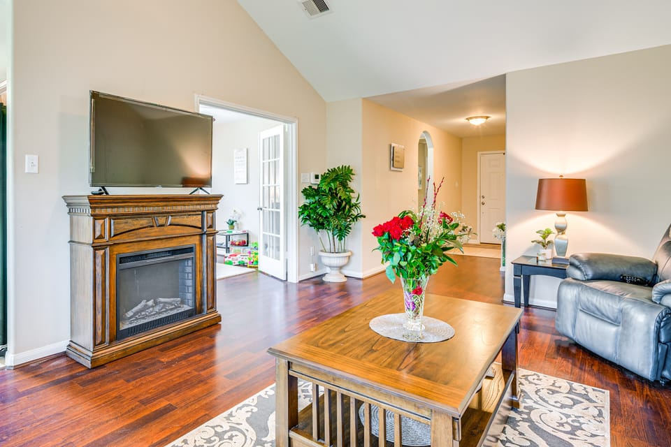 Suburban Home in Magnolia w/ Fenced Yard House in Texas
