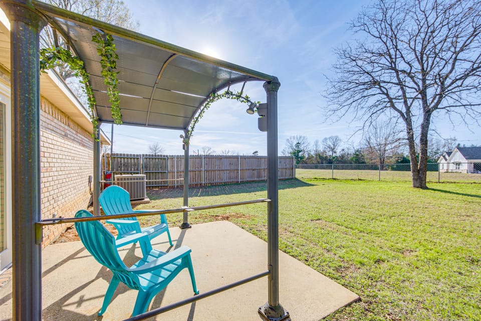 1 Mi to Lake Jacksonville: Pet-Friendly Home House in Texas