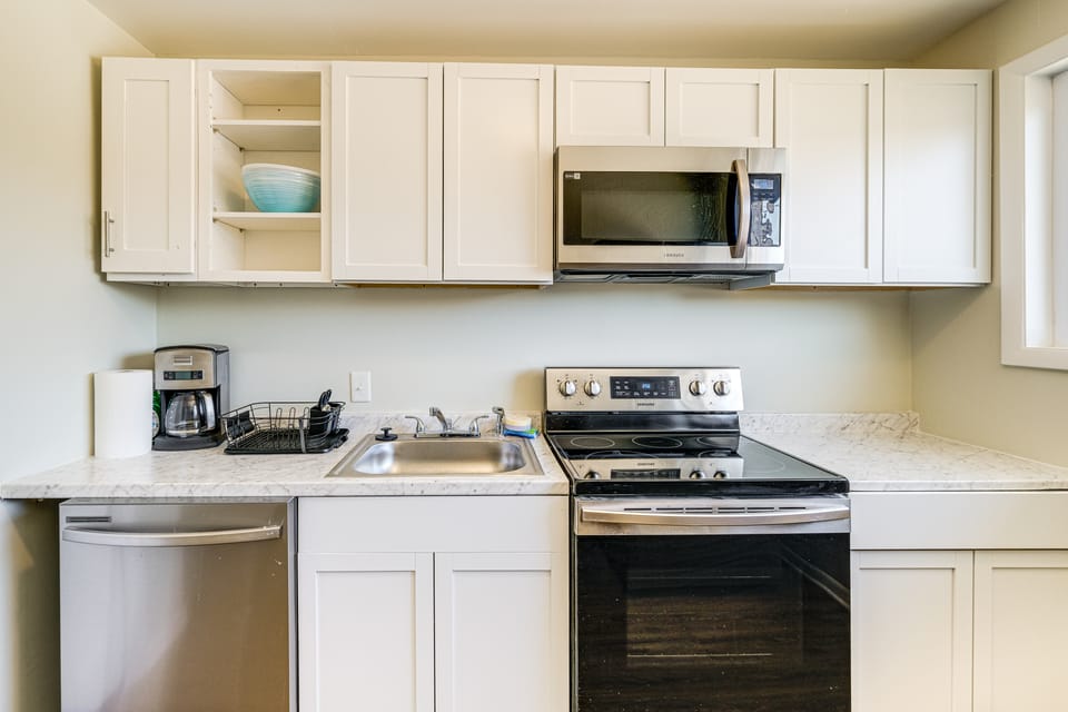 5 Mi to Smithsonian Museum: Apt in DC Apartment in Mount Rainier