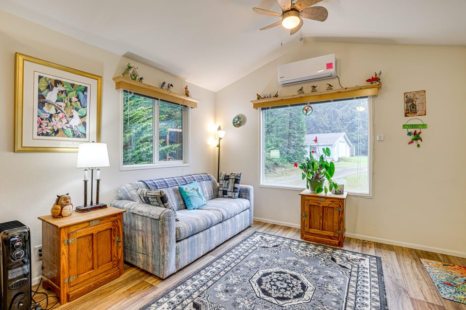 Remote Workers Welcome: Tiny Home in Port Angeles! House in Port Angeles