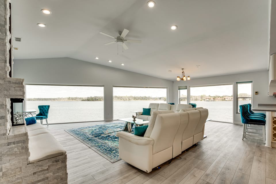 Waterfront Gem w/ Dock in Crystal River! House in Crystal River