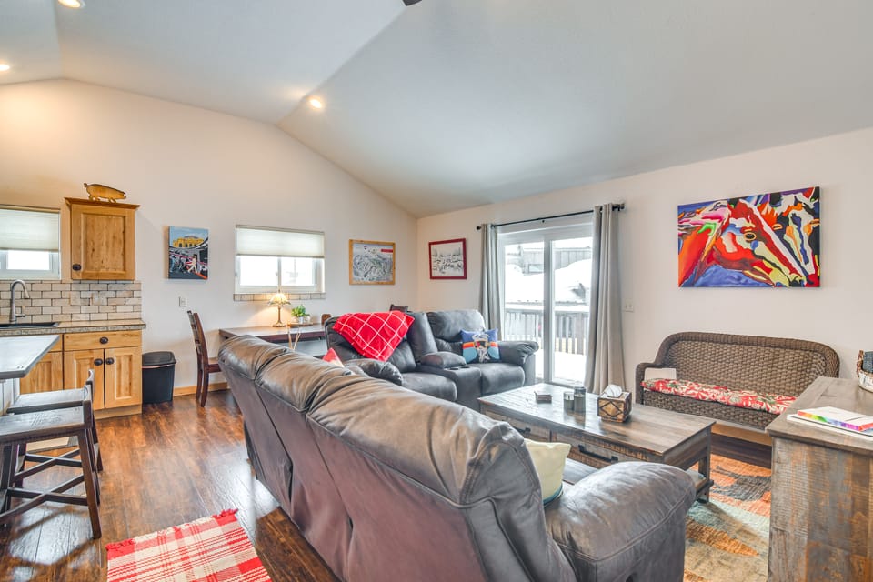 Hike, Ski & Explore: Townhome w/ Yard in Fraser! Apartment in Fraser