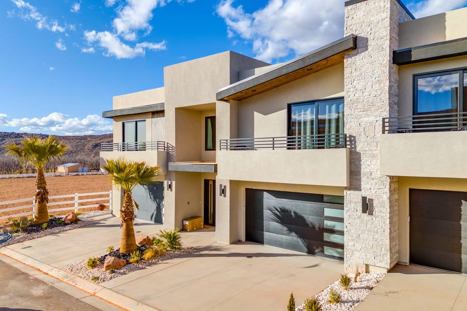 4 Mi to Sand Hollow State Park: Hurricane Townhome Apartment in Hurricane