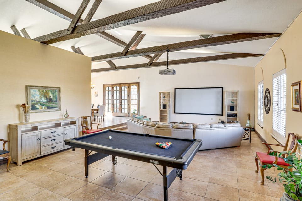 7 Mi to Las Vegas Strip: Home w/ Pool House in Spring Valley