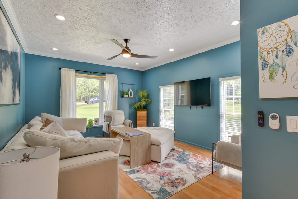 'Peacock Landing' in Vass: Game Room & Shared Pool House in North Carolina